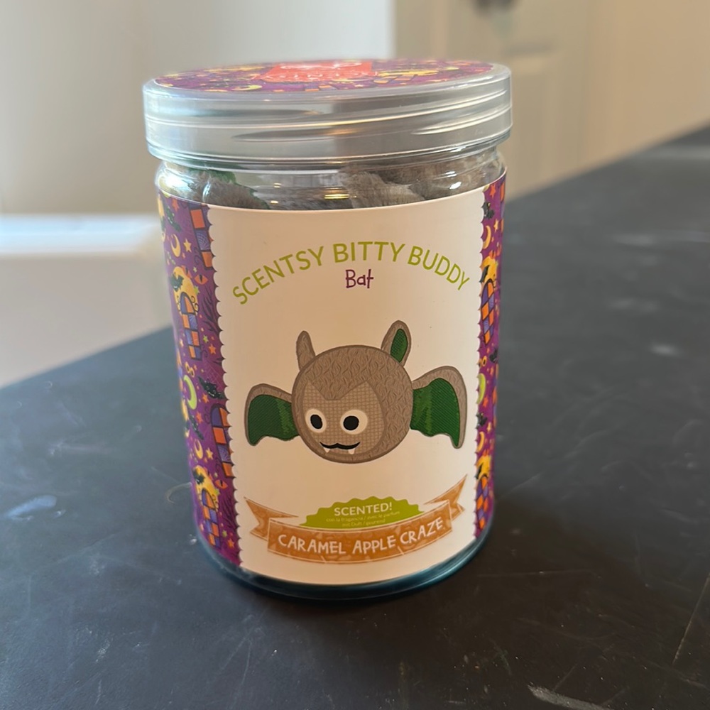 Scentsy bitty buddy bay caramel apple craze